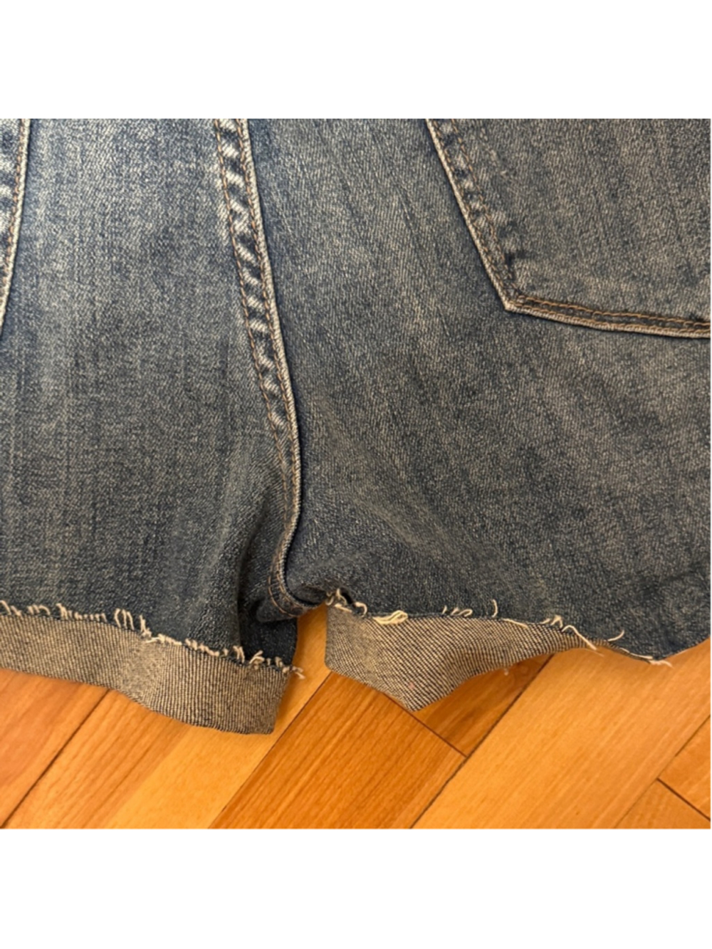 NWT Blank NYC Indigo Distressed Jean Shorts - Picture 9 of 10